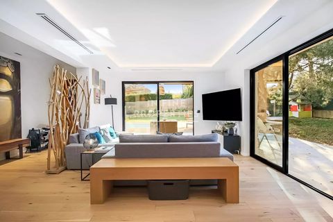 Villa i Mougins, Alpes-Maritimes, Mougins - € 1.285.000 | Ref: 83648023 - foto 2
