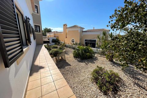 Villa i Alvor, Faro, Alvor - € 1.600.000 | Ref: V432 - foto 8