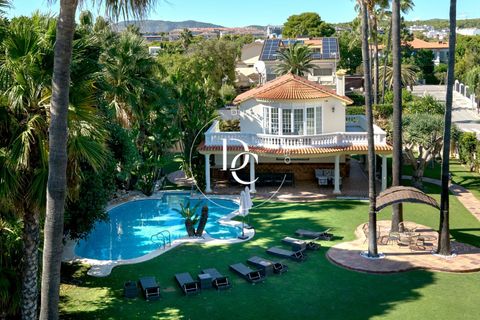 Villa a Sitges, Barcelona, Sitges - € 11.900.000 | Ref: 1078 - foto 1