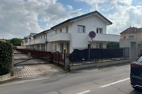 Villa i Arcore, Monza and Brianza, Arcore - € 460.000 | Ref: 188 - foto 9