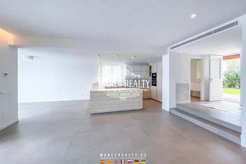 Villa a L'Escala, Gerona, L'Escala - € 1.650.000 | Ref: CHA0396 - foto 10