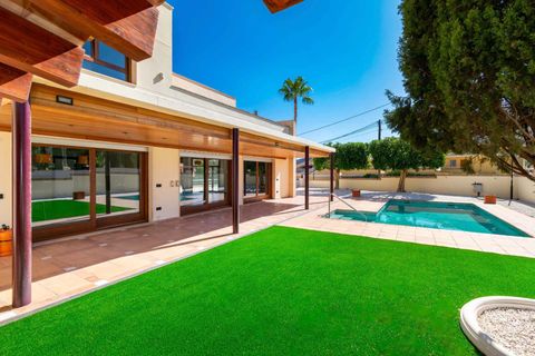 Villa a Albir, Alicante, Albir - € 1.500.000 | Ref: AC-05513/10244 - foto 5