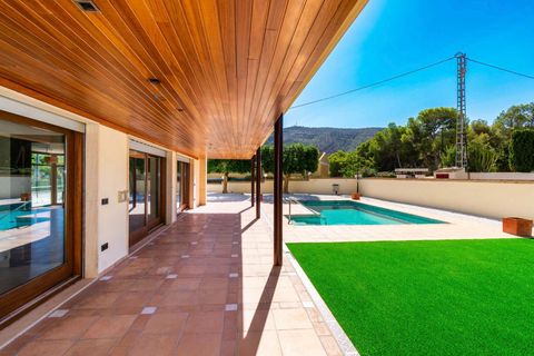 Villa a Albir, Alicante, Albir - € 1.500.000 | Ref: AC-05513/10244 - foto 6