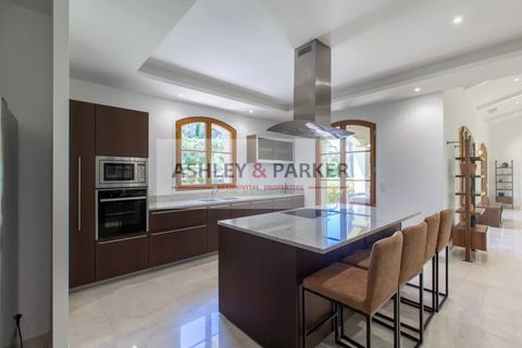 Villa i Mouans-Sartoux, Alpes-Maritimes, Mouans-Sartoux - € 3.990.000 | Ref: RP2602 - foto 16