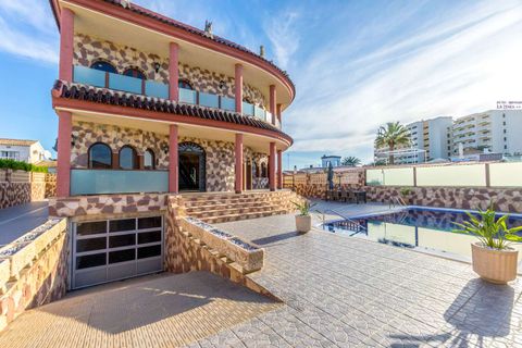 Villa i Orihuela, Alicante, Orihuela - € 1.199.000 | Ref: C-1121 - foto 1