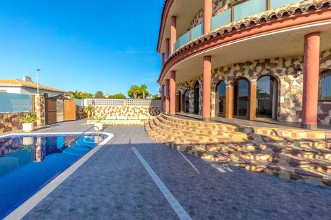 Villa i Orihuela, Alicante, Orihuela - € 1.199.000 | Ref: C-1121 - foto 9