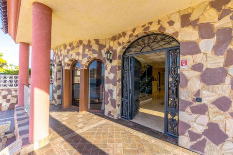 Villa i Orihuela, Alicante, Orihuela - € 1.199.000 | Ref: C-1121 - foto 10