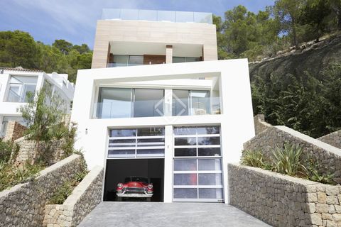 Villa a Playa De Cala Llonga, Ibiza, Playa De Cala Llonga - € 3.200.000 | Ref: IBZ53123 - foto 13