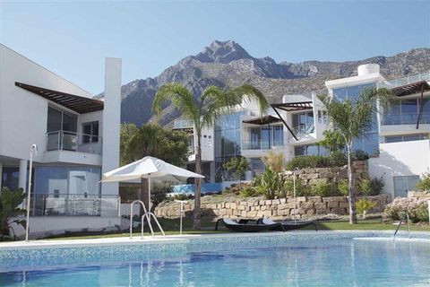 Villa i Marbella, Malaga, Marbella - € 1.856.950 | Ref: R2043969 - foto 2