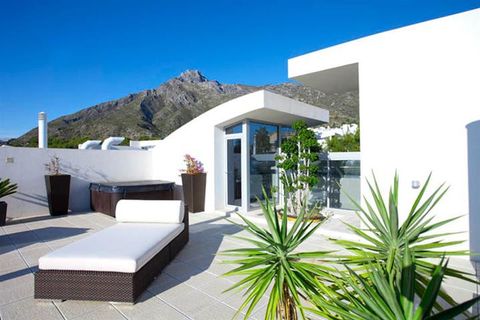 Villa i Marbella, Malaga, Marbella - € 1.856.950 | Ref: R2043969 - foto 17