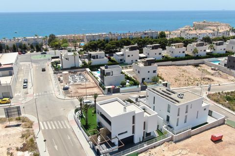 Villa in Cabo Roig, Alicante, Cabo Roig - € 1.160.000 | Ref: 702399 - foto 26