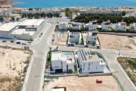 Villa in Cabo Roig, Alicante, Cabo Roig - € 1.160.000 | Ref: 702399 - foto 27