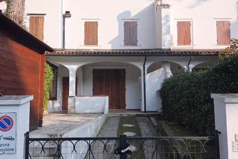 Erhvervsejendom i Comacchio, Ferrara, Comacchio - € 75.900 | Ref: Lidospina - foto 1