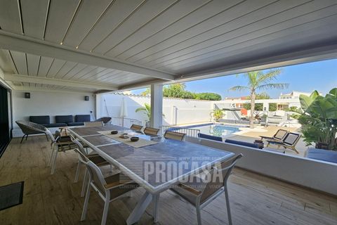 Villa a Empuriabrava, Gerona, Empuriabrava - € 1.399.000 | Ref: 3451 - foto 15
