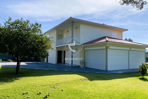 Byhus i Arcos de Valdevez, Viana do Castelo, Arcos de Valdevez - € 439.000 | Ref: AV6103 - foto 1