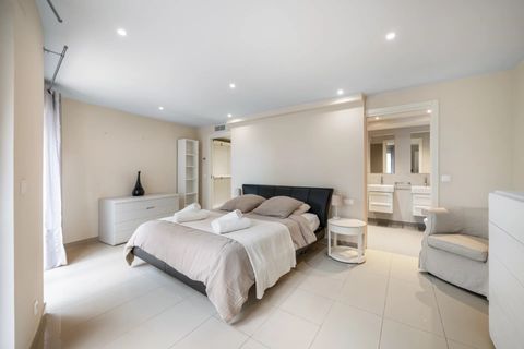 Villa i Mougins, Alpes-Maritimes, Mougins - € 2.990.000 | Ref: HH-14669240 - foto 25