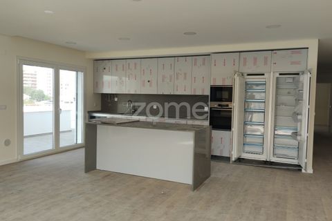 Lejlighed i Odivelas, Lisbon, Odivelas - € 675.000 | Ref: ZMPT570469 - foto 40