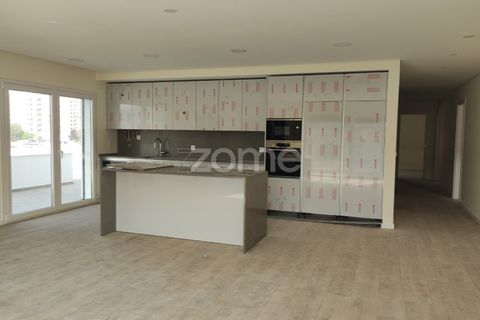 Lejlighed i Odivelas, Lisbon, Odivelas - € 675.000 | Ref: ZMPT570469 - foto 44