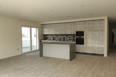 Lejlighed i Odivelas, Lisbon, Odivelas - € 675.000 | Ref: ZMPT570469 - foto 47