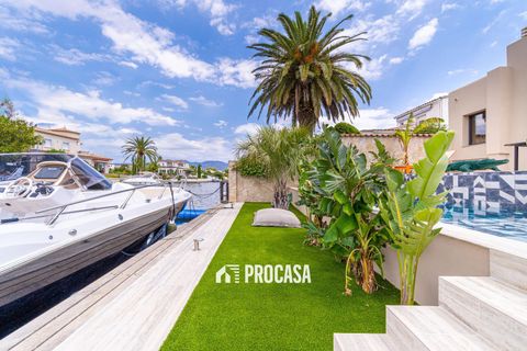 Villa i Empuriabrava, Gerona, Empuriabrava - € 1.390.000 | Ref: 3455 - foto 11