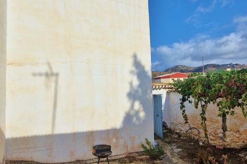 Landejendom i Vinuela, Malaga, Vinuela - € 210.000 | Ref: AX1341 - foto 28