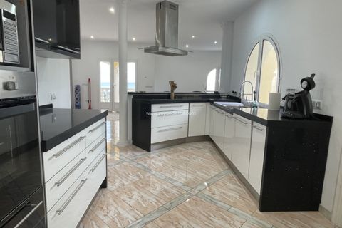 Villa i Calpe, Alicante, Calpe - € 1.250.000 | Ref: BV-70274 - foto 10