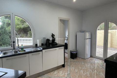 Villa i Calpe, Alicante, Calpe - € 1.250.000 | Ref: BV-70274 - foto 11