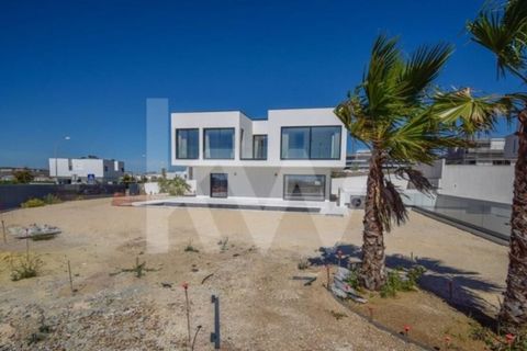 Villa i Amadora, Lisbon, Amadora - € 2.400.000 | Ref: 1196-8246 - foto 5