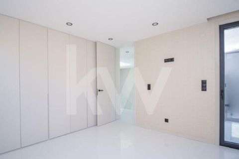 Villa i Amadora, Lisbon, Amadora - € 2.400.000 | Ref: 1196-8246 - foto 11