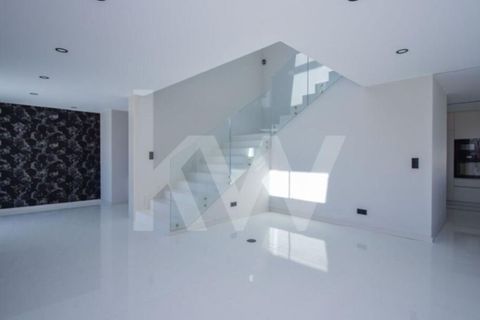 Villa i Amadora, Lisbon, Amadora - € 2.400.000 | Ref: 1196-8246 - foto 29