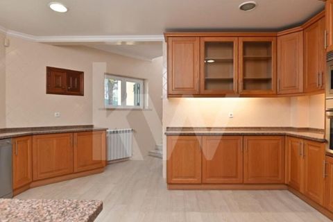 Villa i Alcabideche, Lisbon, Alcabideche - € 1.740.000 | Ref: 1196-8484 - foto 25