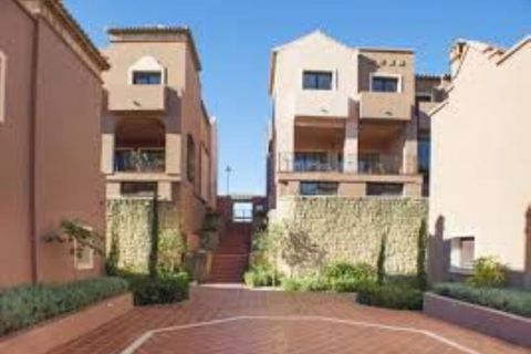 Villa a Estepona, Malaga, Estepona - € 525.000 | Ref: R4848622 - foto 2