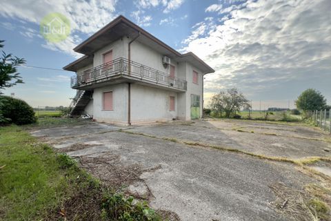 Villa i Bevilacqua, Verona, Bevilacqua - € 125.000 | Ref: 556 - foto 2