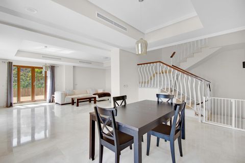 Villa a Benahavis, Malaga, Benahavis - € 985.000 | Ref: EXP07245/8930 - foto 11