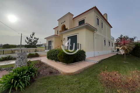 Villa i Caldas da Rainha, Leiria, Caldas da Rainha - € 780.000 | Ref: S4U116-V64 - foto 1