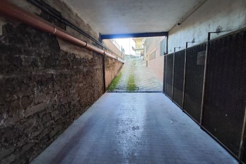Garage i Guidonia Montecelio, Rome, Guidonia Montecelio - € 49.000 | Ref: 194 - foto 3