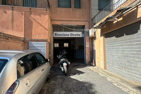 Erhvervsejendom i Genoa, Genoa, Genoa - € 360.000 | Ref: 27966 - foto 12