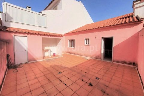 Villa a Odivelas, Lisbon, Odivelas - € 350.000 | Ref: 334220037 - foto 12