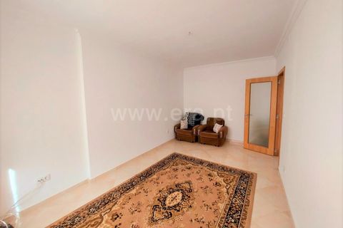 Villa a Odivelas, Lisbon, Odivelas - € 350.000 | Ref: 334220037 - foto 11