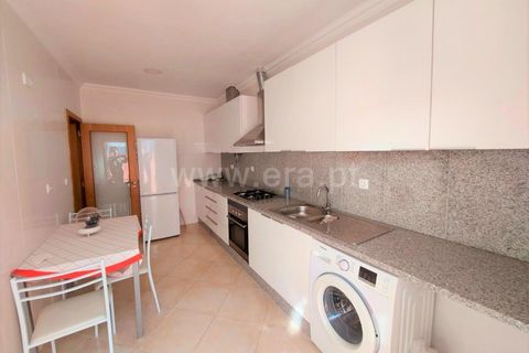 Villa a Odivelas, Lisbon, Odivelas - € 350.000 | Ref: 334220037 - foto 2