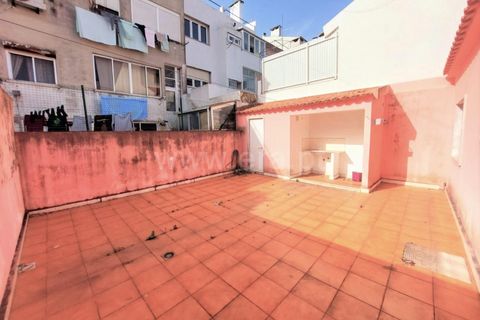 Villa a Odivelas, Lisbon, Odivelas - € 350.000 | Ref: 334220037 - foto 13