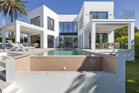 Villa i Marbella, Malaga, Marbella - € 3.345.000 | Ref: 428-03494D - foto 2