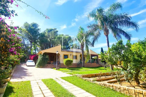 Villa i Alberic, Valencia - foto 1