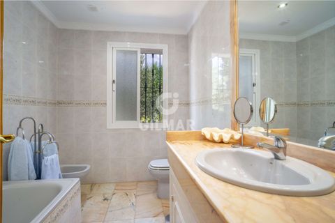 Villa i Estepona, Malaga, Estepona - € 1.075.000 | Ref: 201168 - foto 13