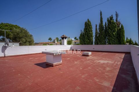 Villa i Estepona, Malaga, Estepona - € 1.075.000 | Ref: 201168 - foto 38