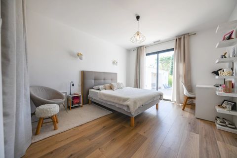 Villa i Uzes, Gard, Uzes - € 998.000 | Ref: HH-15556718 - foto 24