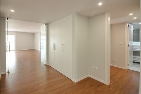 Leilighet i Carcavelos, Lisbon, Carcavelos - € 1 550 000 | Ref: 11988-B - foto 1