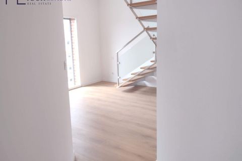 Lejlighed i Odivelas, Lisbon, Odivelas - € 1.050.000 | Ref: YL883(2) - foto 1