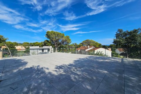 Lejlighed i Saint-Raphaël, Var, Saint-Raphaël - € 695.000 | Ref: 85347246 - foto 2