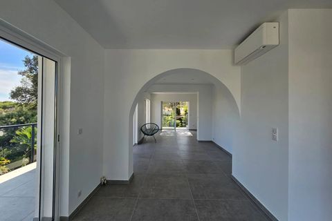 Lejlighed i Saint-Raphaël, Var, Saint-Raphaël - € 695.000 | Ref: 85347246 - foto 12
